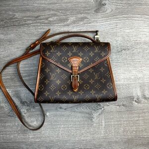 Vintage 98’ Louis Vuitton Monogram Leather Handbag